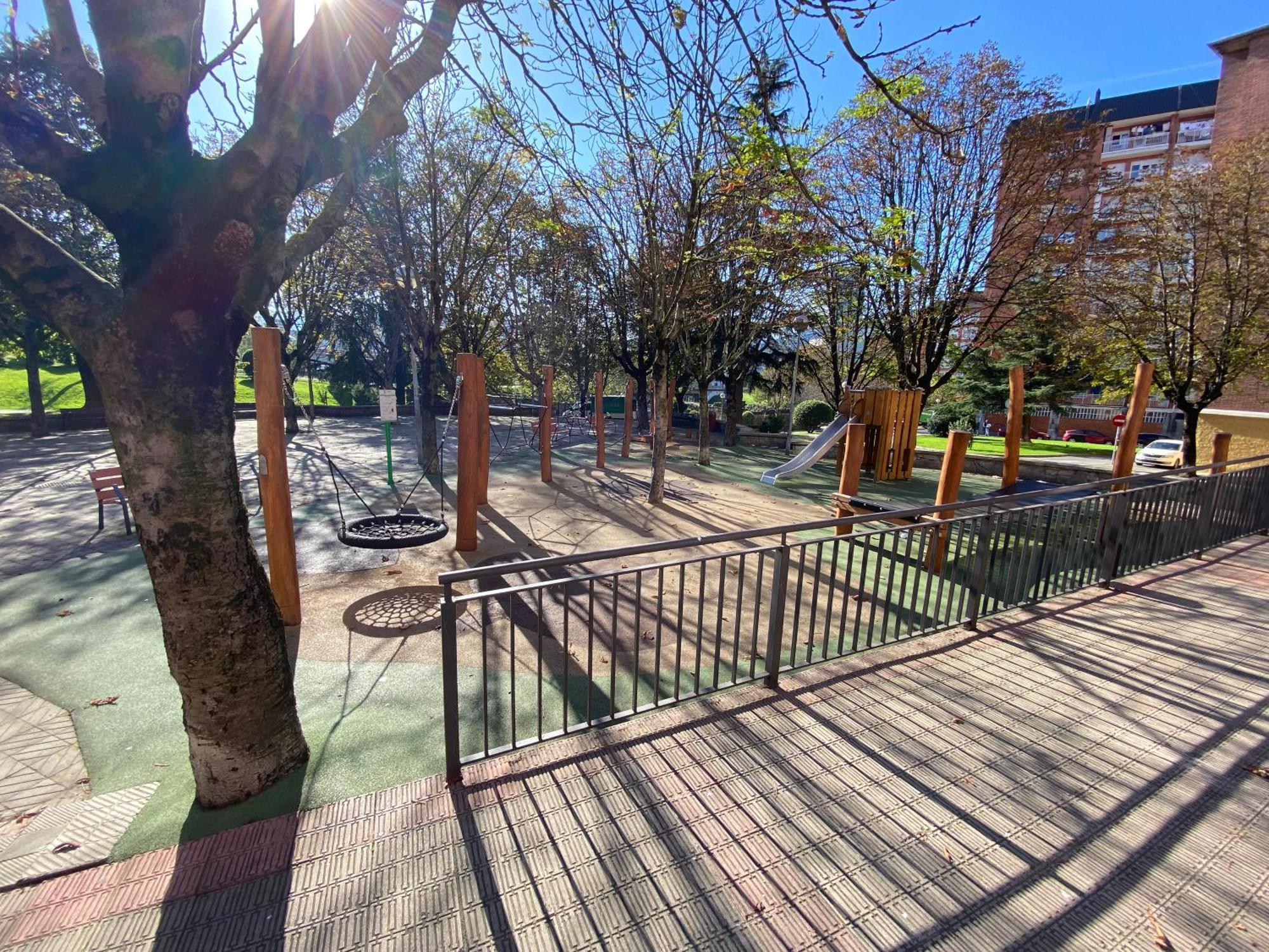 Апартаменты Piso Deluxe Centro Cerca Del Bec Баракальдо Экстерьер фото